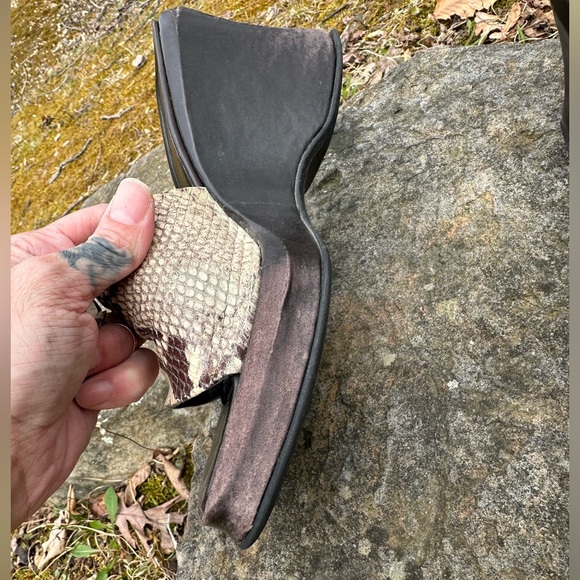 Reaction by Kennith Cole snakeskin Sunny Side Up wedge | 7 - Picture 11 of 13